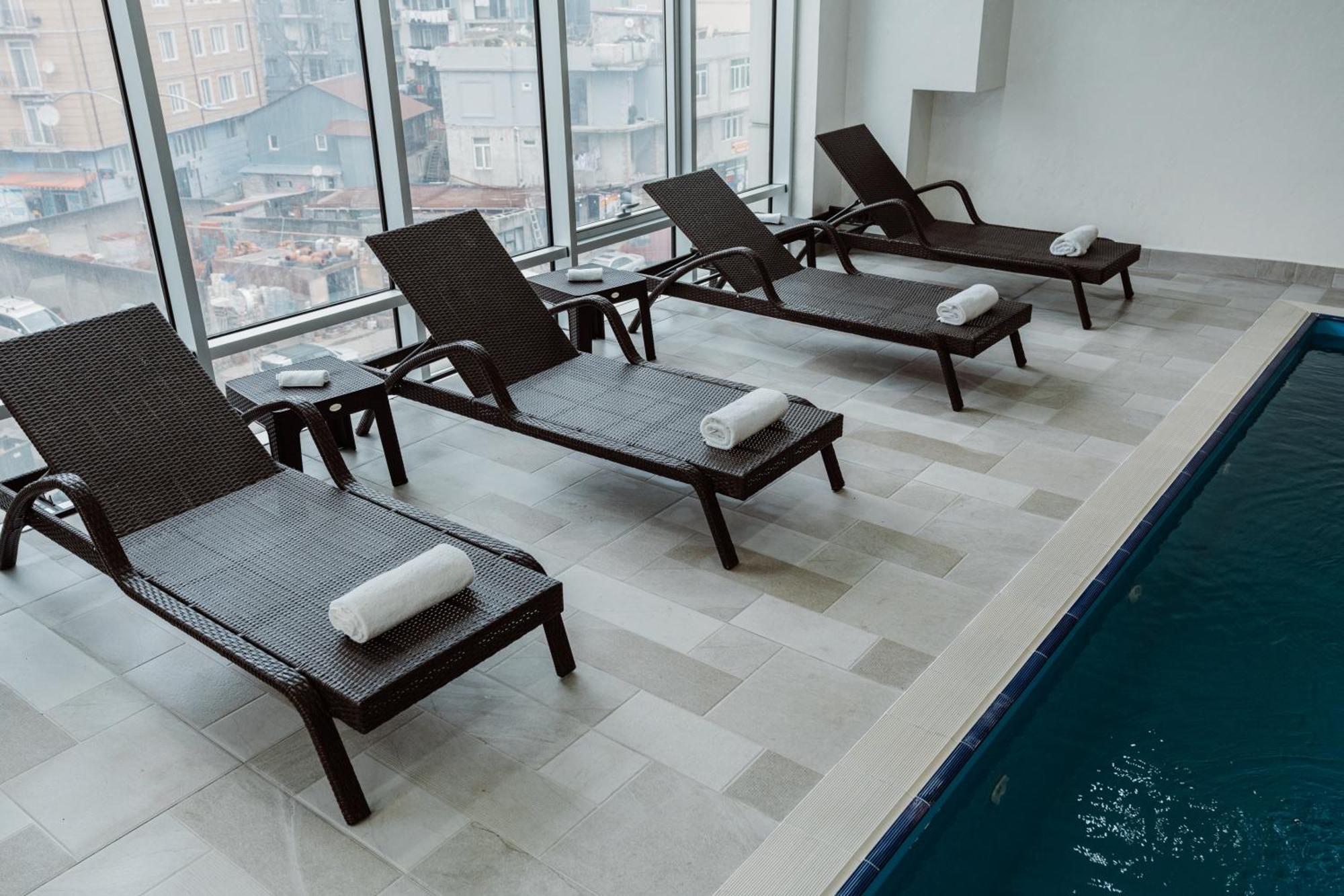 Best Western Plus Batumi Exterior foto