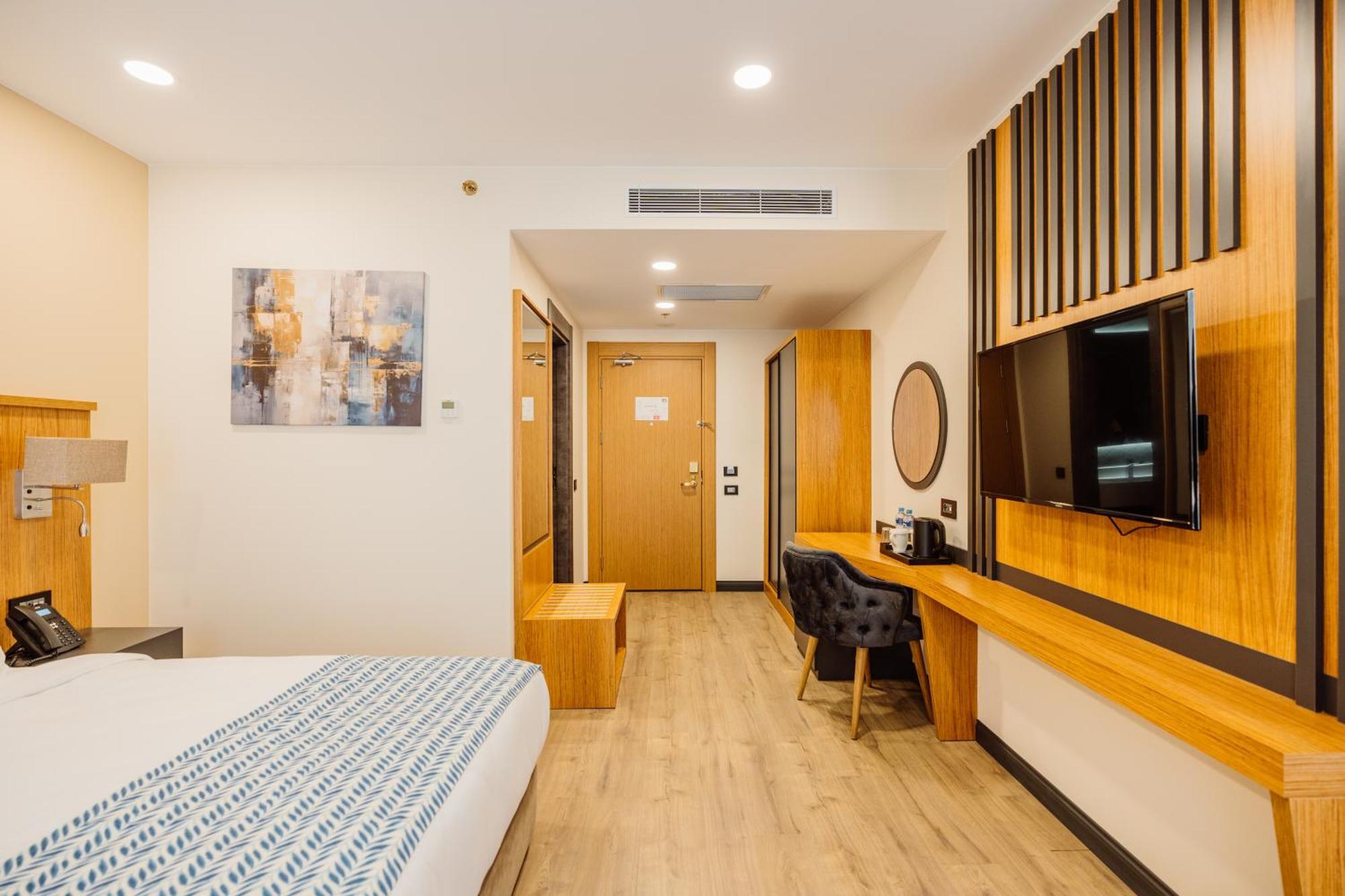 Best Western Plus Batumi Exterior foto